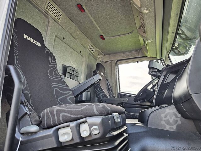 Lasteplattform IVECO AD260S40 STRALIS 6X2*4 FASSI F234 4X
