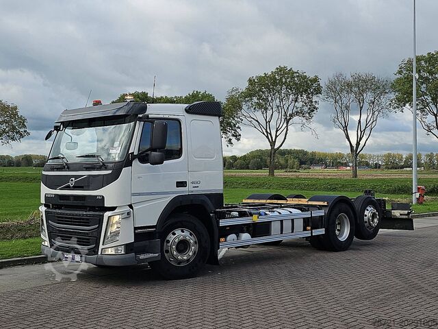 Chassis med førerhus VOLVO FM 420 retarder, 6x2*4