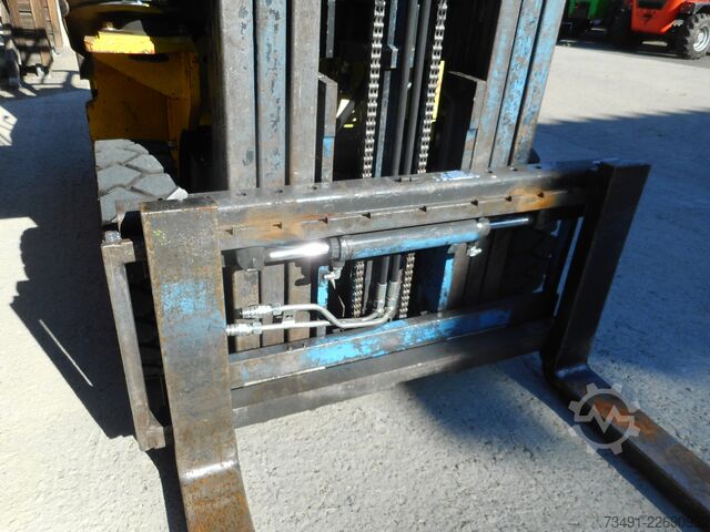 Forklif Nissan FD01A18Q