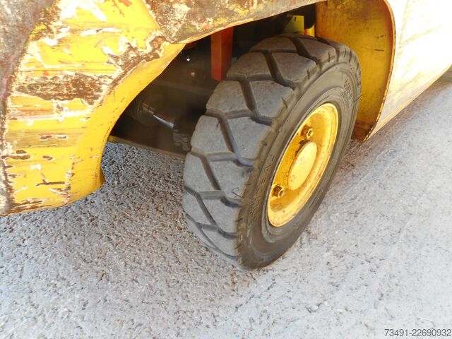 Forklif Nissan FD01A18Q
