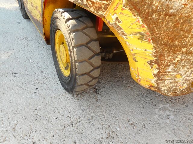 Forklif Nissan FD01A18Q