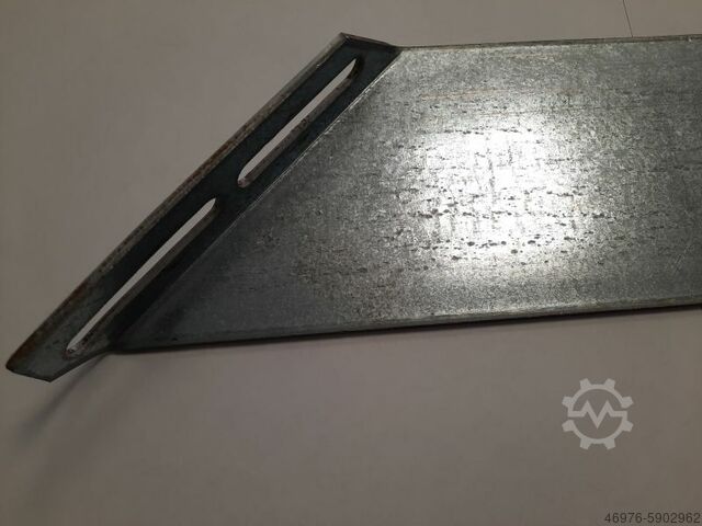 Back panel holder Back panel grille holder für Abstand: ca. 180mm // Materialfarbe: sendzimir verzinkt