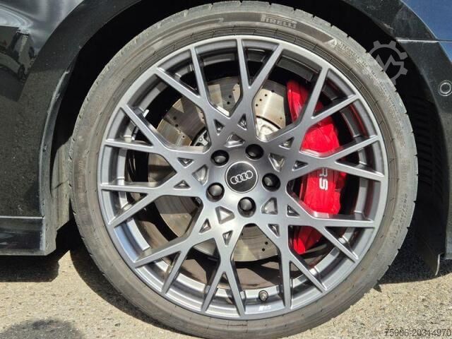 厢式货车  RS3