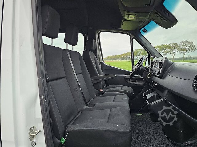 Korkeakattoinen farmari MERCEDES-BENZ SPRINTER 211 L2H2 Dubbel Cabine!