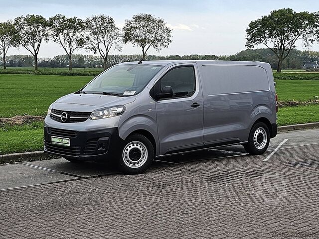 Kombi s vysokou strechou OPEL VIVARO 1.5 L2H1 3-Zits Euro6 AC