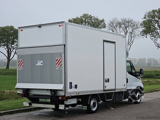 手提箱 IVECO DAILY 35S14       Bakwagen Laadklep!
