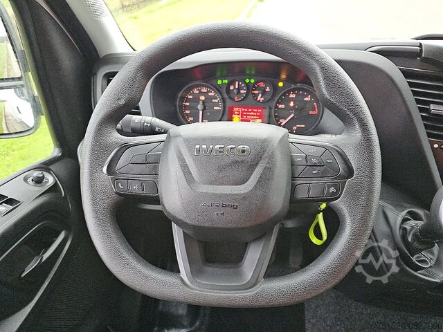 手提箱 IVECO DAILY 35S14       Bakwagen Laadklep!