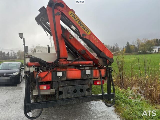 Kamion kran Volvo FL 6 flatbed truck w/ rear mounted crane. WATCH VI