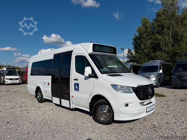 City bus MERCEDES-BENZ Sprinter 16+27 Mittelniederflur Linien Rollstuhl