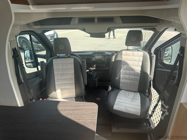 Autocaravana semi-integrada SUNLIGHT SUNLIGHT T 670S FORD ADVENTURE ED