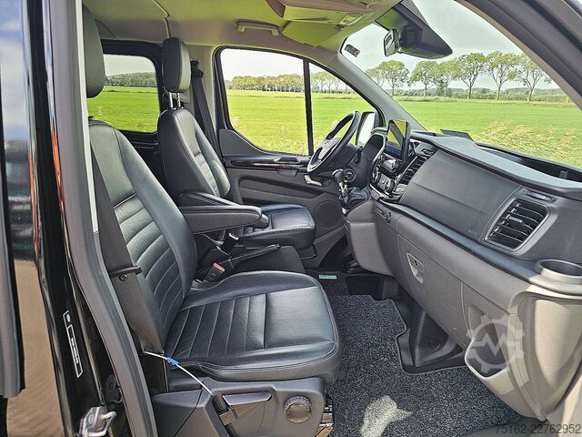 Kombi z wysokim dachem FORD TRANSIT CUSTOM 2.0 Dubbele Cabine TRAIL