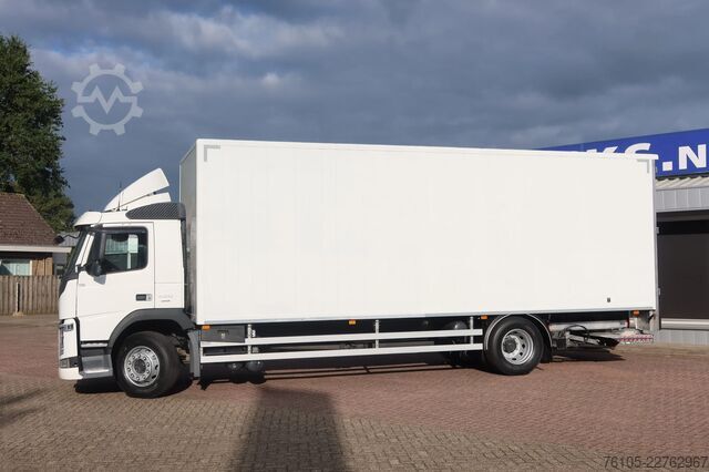  Volvo FM 330 Bakwagen + DHollandia 1500 kg