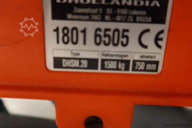  Volvo FM 330 Bakwagen + DHollandia 1500 kg