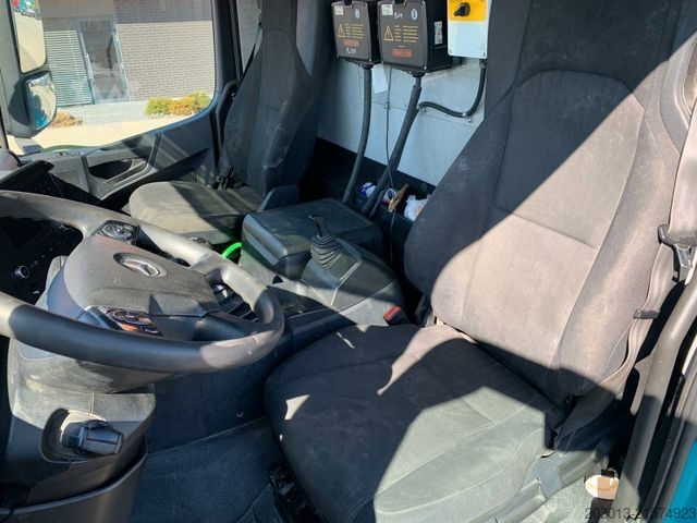 コンクリートポンプ車 MERCEDES-BENZ AROCS 2636 6x4 Euro 6 Betonpumpe SERMAC 5Z33