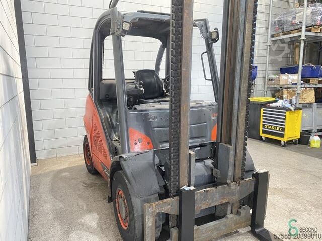 Chariot élévateur à fourche Linde H45D-02