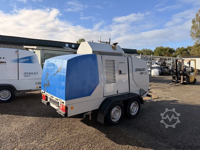 高圧洗浄機 Dynajet UHP220 2800t