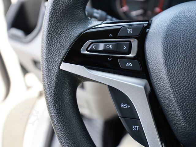 Smábíll Maxus DELIVER 9