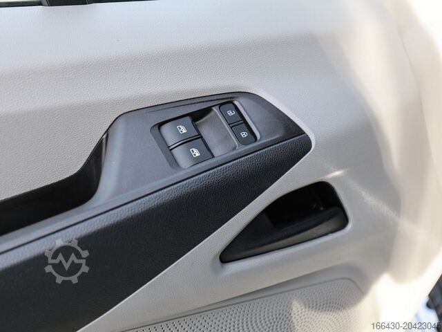 Smábíll Maxus DELIVER 9