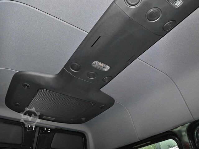 Minibus Mercedes-Benz Sprinter 317 CDI Tourer L3 (2-2-2-3) AHK Kame