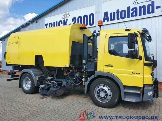 Zamiatarka drogowa Mercedes-Benz 1518 Winterdienst - Streuer - Kehrmaschine 1.Hd