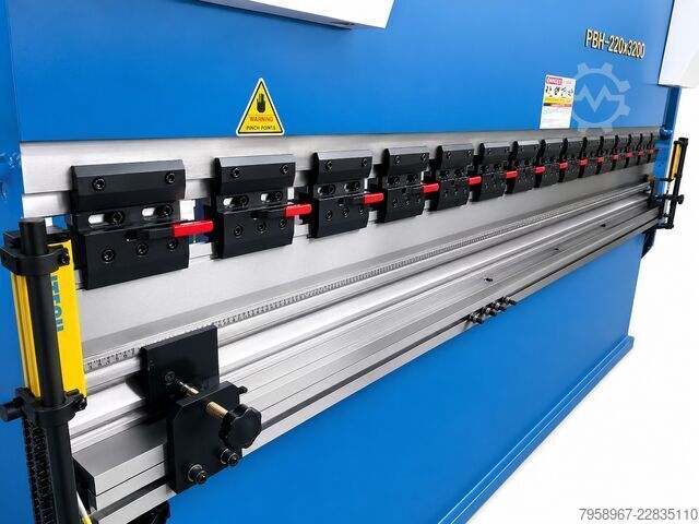 מכבש כיפוף הידראולי CNC סרוו, 4 צירים. Metal Technics Polska MTP-3212 MTP 125X3200