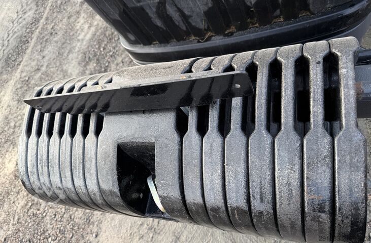 Tractor Challenger MT775E / LIKE NEW!