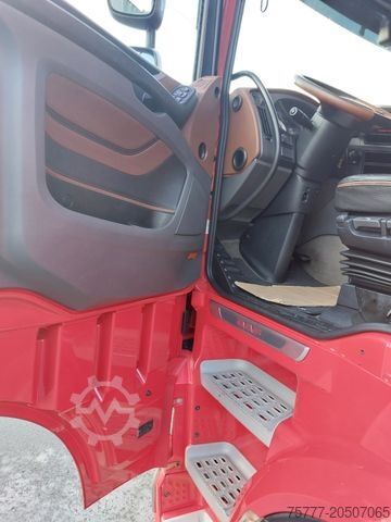 Volumen SZM DAF XF106-530 SSC-INTARDER-2 Tanks-NAVI