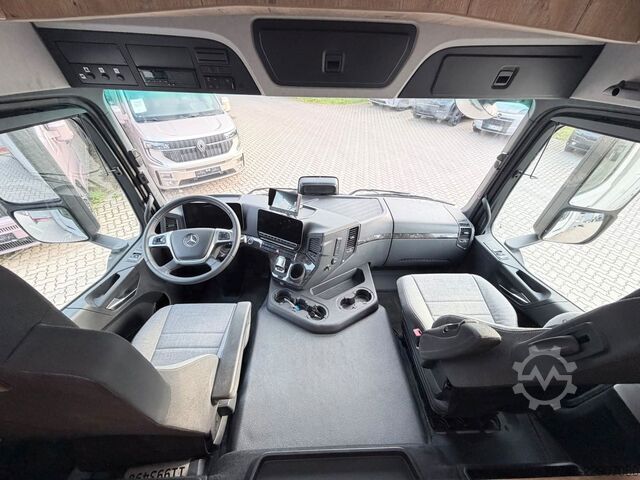 Camión para ganado MERCEDES-BENZ ACTROS 1835  5 Pferde POP-OUT,  Neu