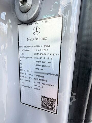 Camión para ganado MERCEDES-BENZ ACTROS 1835  5 Pferde POP-OUT,  Neu