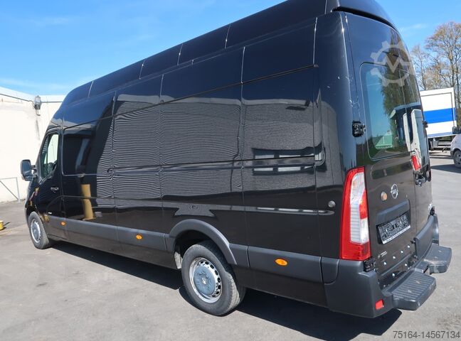 Tovornjak z zabojnikom Opel Movano R3500