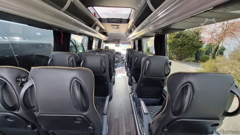 Minibüs MERCEDES-BENZ 519  Allrad 4 x 4  20 / 23 Sitzer schnelle Liefe