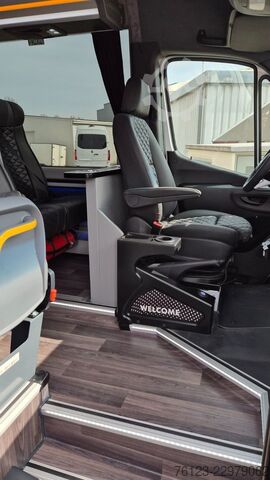 Minibüs MERCEDES-BENZ 519  Allrad 4 x 4  20 / 23 Sitzer schnelle Liefe