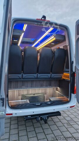 Minibüs MERCEDES-BENZ 519  Allrad 4 x 4  20 / 23 Sitzer schnelle Liefe