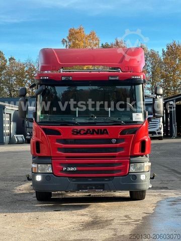 Kamyon şasisi SCANIA P320 DB4x2 Fahrgestell