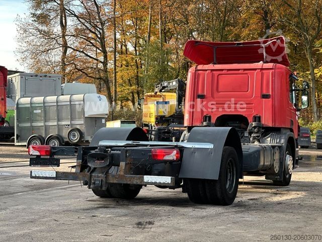 Kamyon şasisi SCANIA P320 DB4x2 Fahrgestell