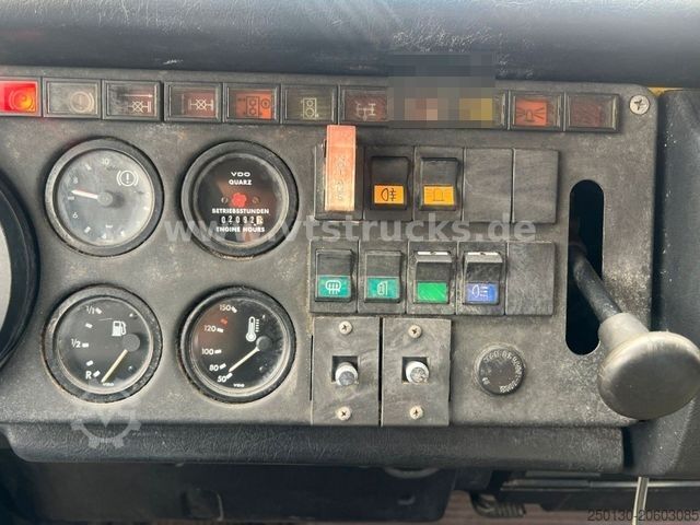 Tanker truck MAN F8 Winterdienst Räumschild