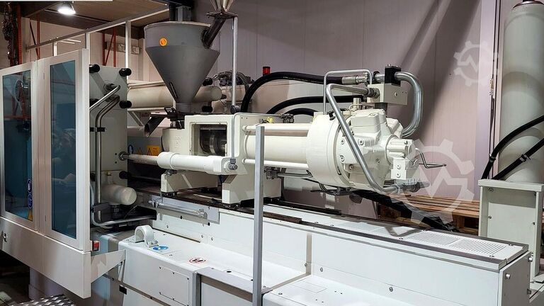 Máquina de moldeo por inyección KraussMaffei KM 250-1400 CX