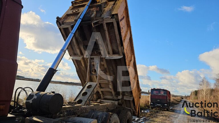 Camion de gunoi MAZ 551669