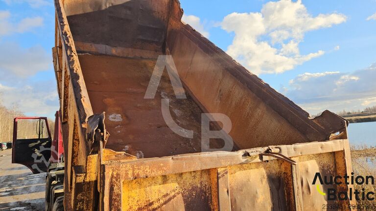 Camion de gunoi MAZ 551669