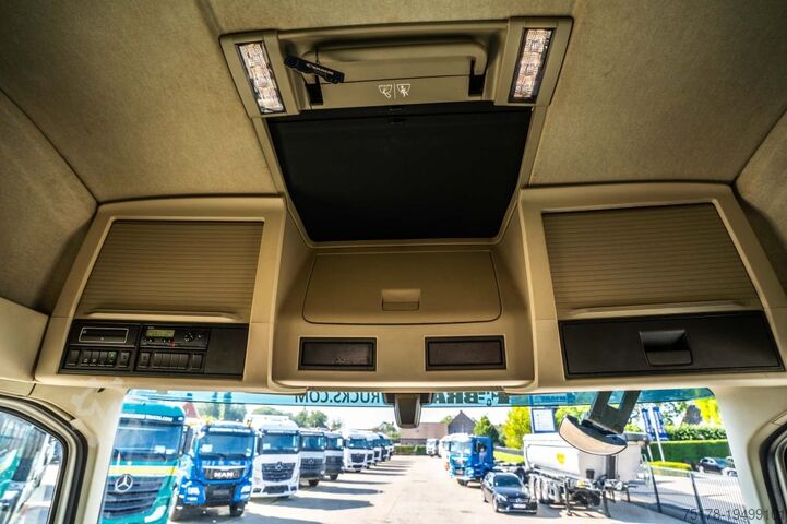 Standard tractor VOLVO FH 500 +KIPHYDR.