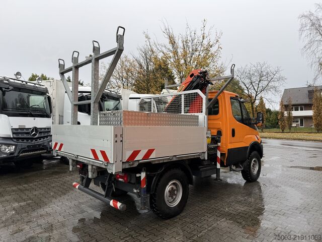Pick-up furgonas Iveco Daily 55S18W 4X4 Palfinger PK 7.501