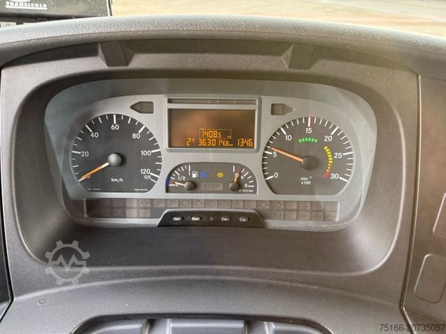 Camión frigorífico MERCEDES-BENZ ATEGO 1224 L Kühlkoffer 6,2 m LBW 1,5 T*CARRIER