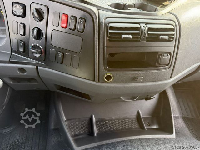 Camión frigorífico MERCEDES-BENZ ATEGO 1224 L Kühlkoffer 6,2 m LBW 1,5 T*CARRIER