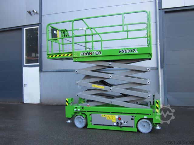 Podnośnik nożycowy z automatycznymi podporami FRONTEQ FS0812L