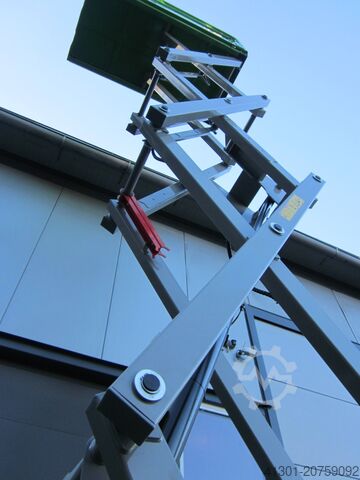 Podnośnik nożycowy z automatycznymi podporami FRONTEQ FS0812L