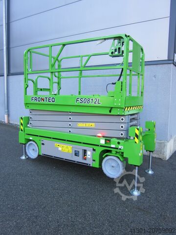 Podnośnik nożycowy z automatycznymi podporami FRONTEQ FS0812L
