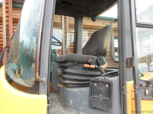 Loader Volvo L30B-Z