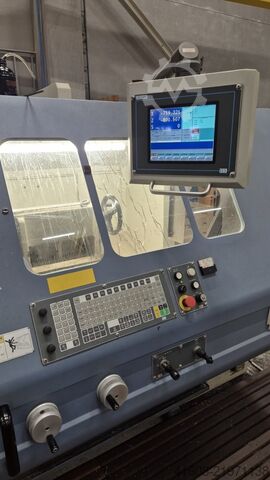 Torno central CMT URSUS TCH 800-3000-137