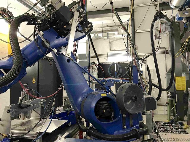 Lazer kaynak robotu KUKA KR 100 HA