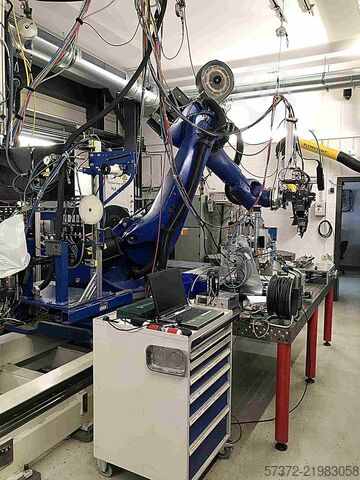Lazer kaynak robotu KUKA KR 100 HA